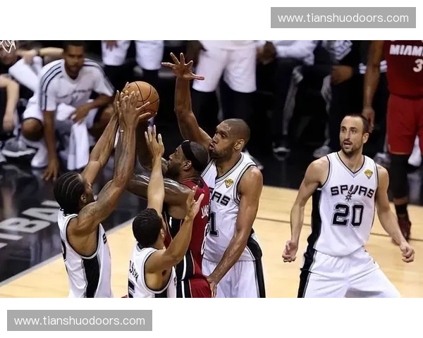 2013NBA总决赛回顾 热火与马刺的经典对决与詹姆斯关键时刻的表现 2013NBA总决赛回顾 热火与马刺的经典对决与詹姆斯关键时刻的表现